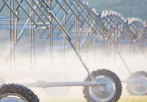 comprar un sistema de irrigação de Pivot